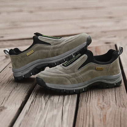 Voděodolné a pohodlné ortopedické boty pro muže vhodné na chůzi a turistiku