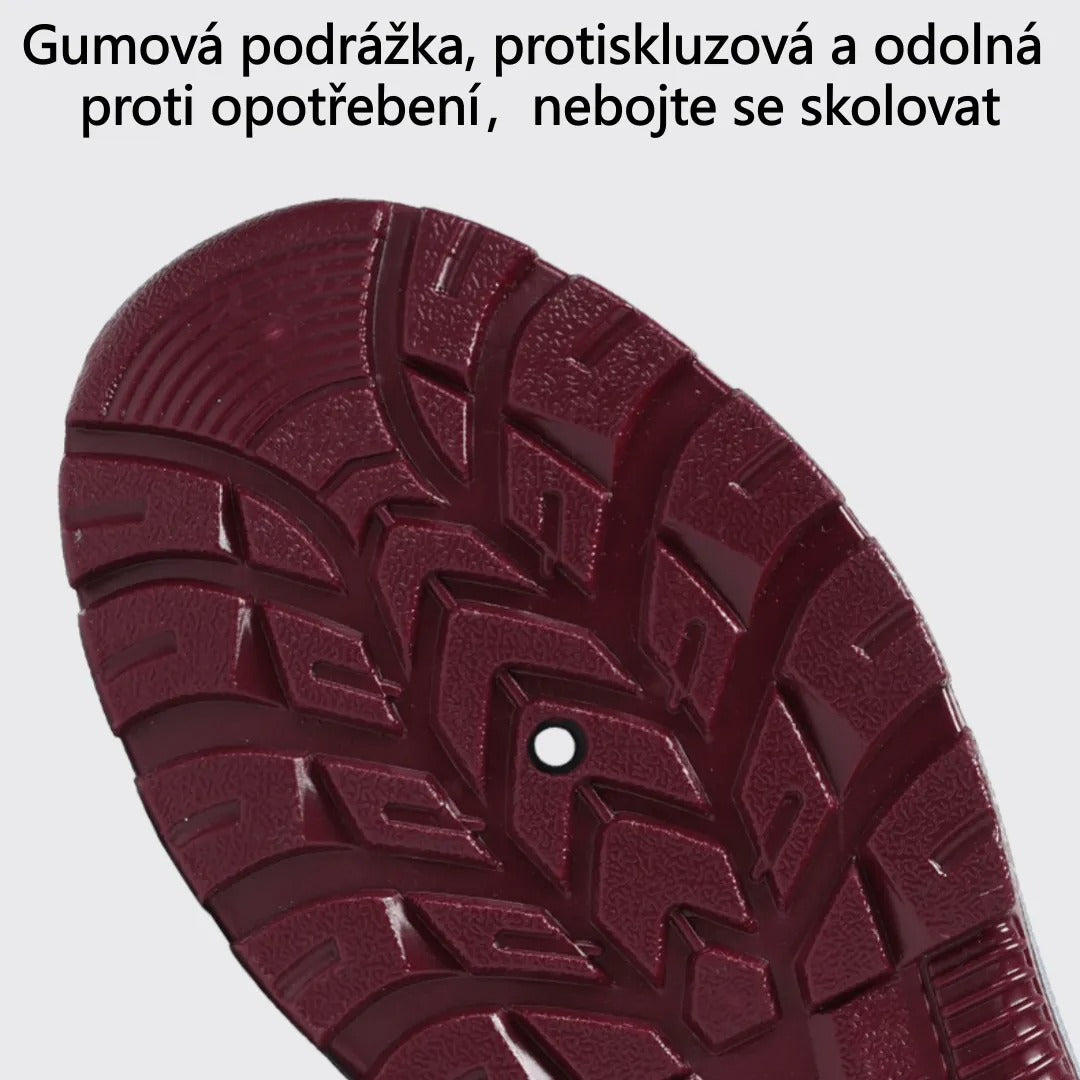 Zimní protiskluzové a zateplené boty pro muže i ženy se slabší rovnováhou – ulevují od tlaku na kolena